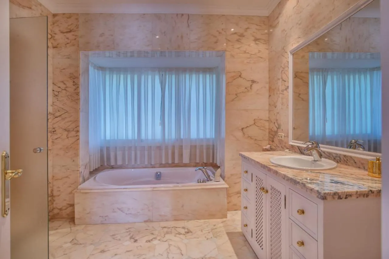 Las Merinas Villa Asya Marbella Spanien